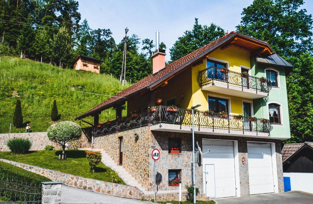 Apartmaji Krebs Mežica